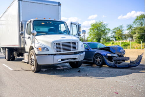 Distracted Driving & Commercial Truck Accidents 